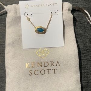 Kendra Scott necklace